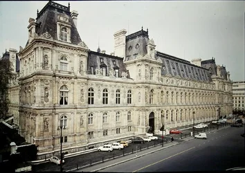 Fachada trasera del Hotel de Ville, construido en 1873-82